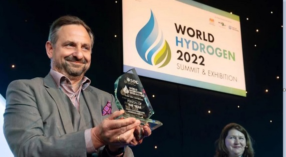 Πρόσωπο της Χρονιάς ο Γιώργος Χατζημαρκάκης στο World Hydrogen 2022 Summit & Exhibition